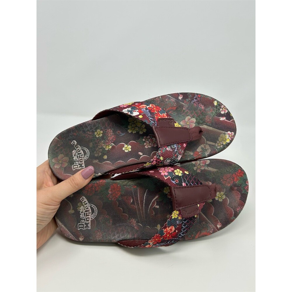 Dr. Martens Mana Thong Sandals Womens Red Floral Koi Slip On Flip Flops Size 10 - Picture 9 of 10